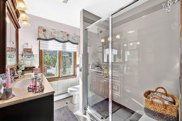 105 Higher Brook Dr, Ludlow, MA 01056