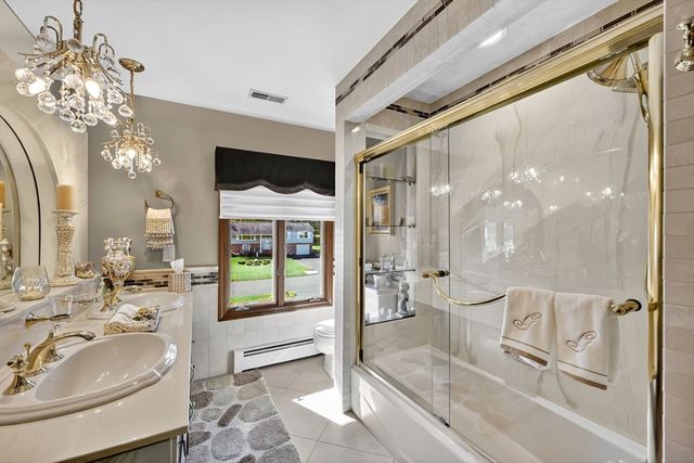 105 Higher Brook Dr, Ludlow, MA 01056