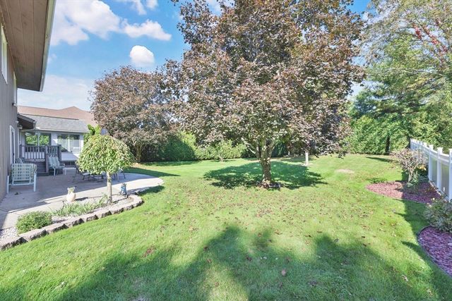 105 Higher Brook Dr, Ludlow, MA 01056