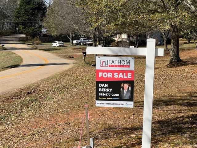 5041 Young Road, Gainesville, GA 30506