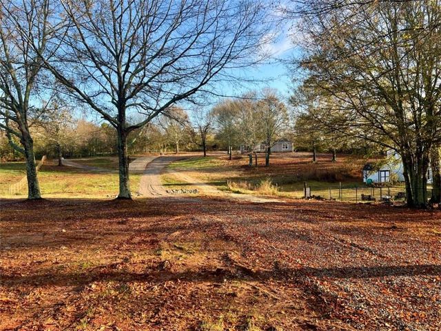 5041 Young Road, Gainesville, GA 30506