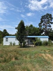 141 Goodman Road, Troutman, NC 28166