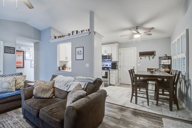 335 Camelot Drive, Goose Creek, SC 29445