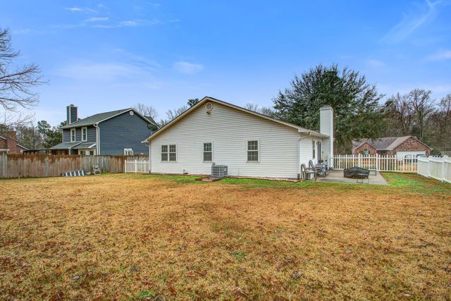 335 Camelot Drive, Goose Creek, SC 29445