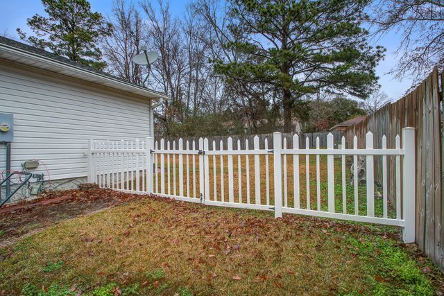 335 Camelot Drive, Goose Creek, SC 29445