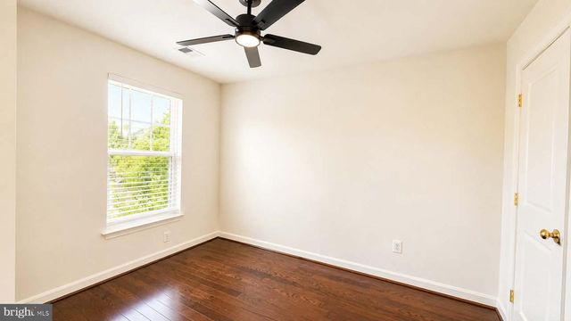 9147 CASCADE FALLS DR, Bristow, VA 20136