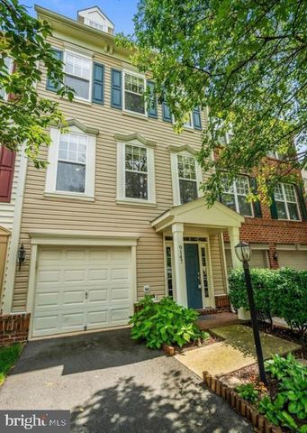 9147 CASCADE FALLS DR, Bristow, VA 20136