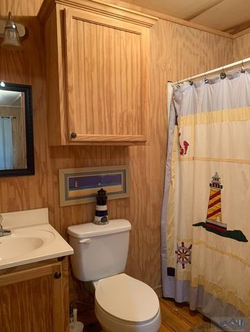 20780 B Hwy 1, Golden Meadow, LA 70357