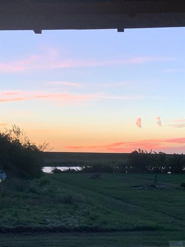 20780 B Hwy 1, Golden Meadow, LA 70357