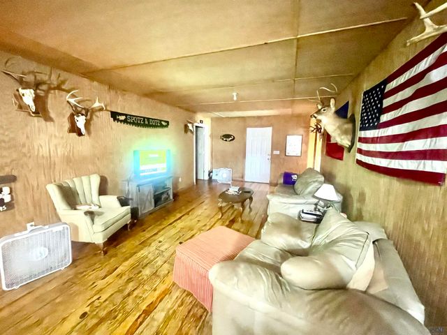 20780 B Hwy 1, Golden Meadow, LA 70357