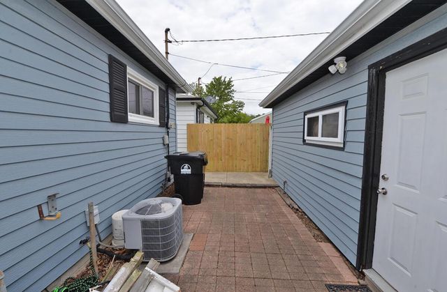 4320 Byrd AVENUE, Racine, WI 53405