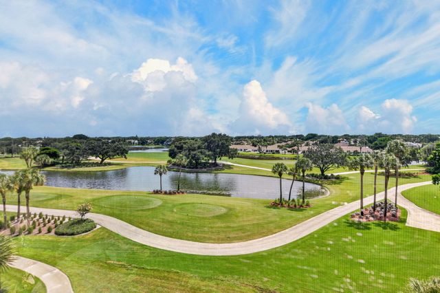 6895 Willow Wood Drive 1051, Boca Raton, FL 33434