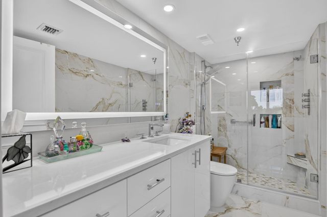 6895 Willow Wood Drive 1051, Boca Raton, FL 33434