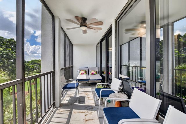 6895 Willow Wood Drive 1051, Boca Raton, FL 33434