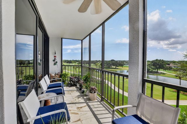 6895 Willow Wood Drive 1051, Boca Raton, FL 33434