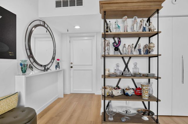 6895 Willow Wood Drive 1051, Boca Raton, FL 33434