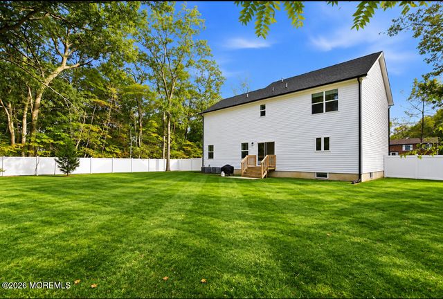 168 Station Road, Bayville, NJ 08721