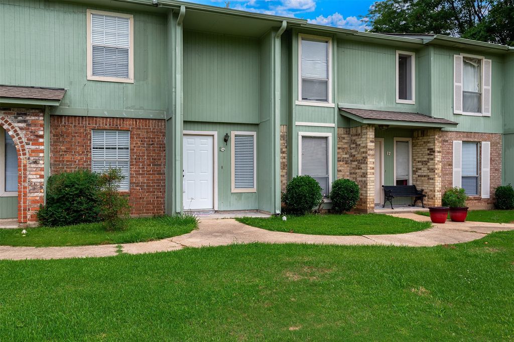5705 E Texas Street 16, Bossier City, LA 71111