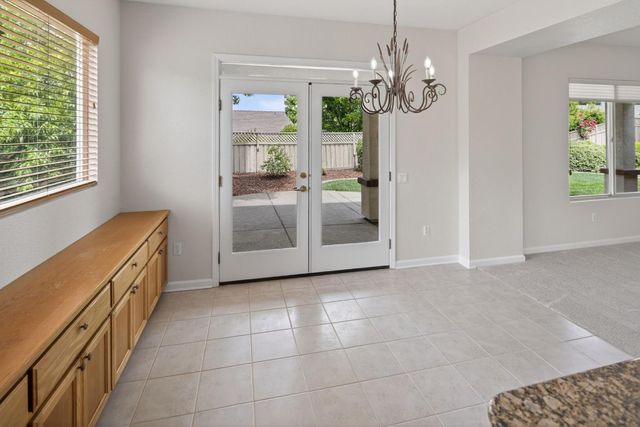 836 Magnolia Ln, Lincoln, CA 95648