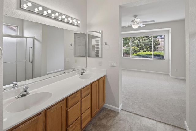 836 Magnolia Ln, Lincoln, CA 95648