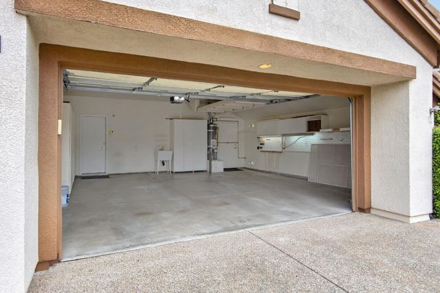 836 Magnolia Ln, Lincoln, CA 95648