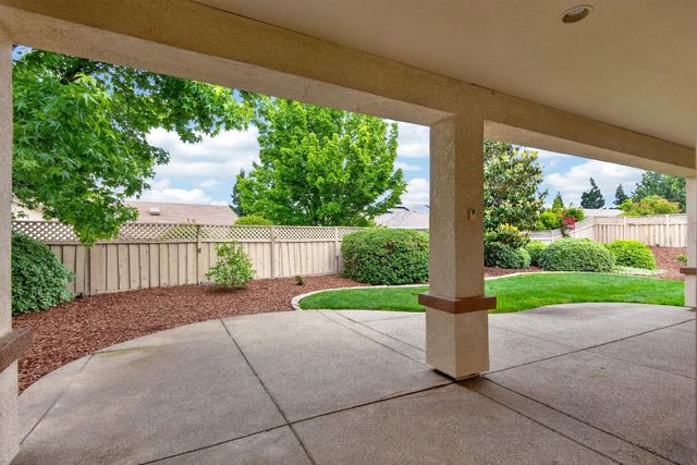 836 Magnolia Ln, Lincoln, CA 95648