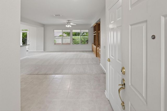 836 Magnolia Ln, Lincoln, CA 95648
