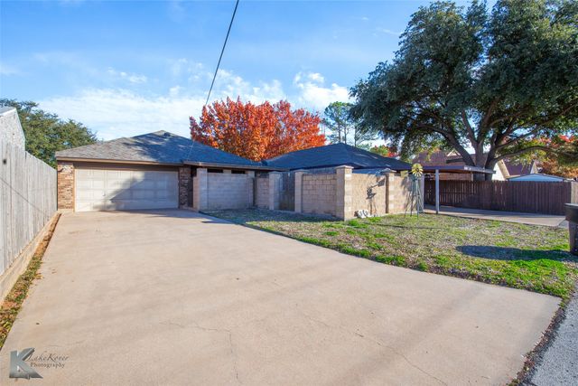 2542 Cloverleaf Lane, Abilene, TX 79601