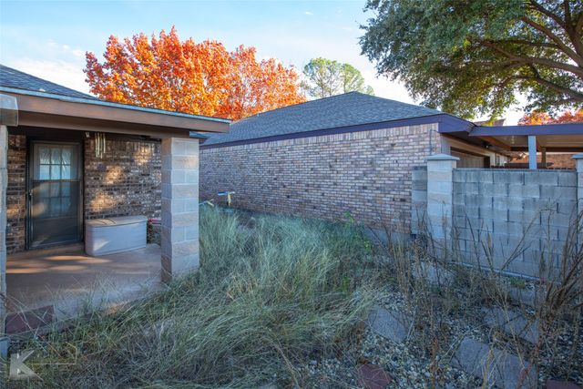 2542 Cloverleaf Lane, Abilene, TX 79601