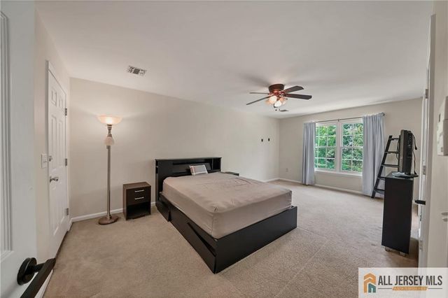 157 Forest Drive 157, Piscataway, NJ 08854
