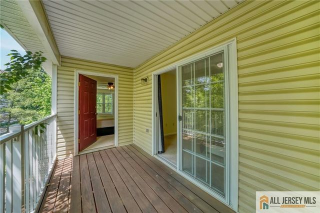 157 Forest Drive 157, Piscataway, NJ 08854