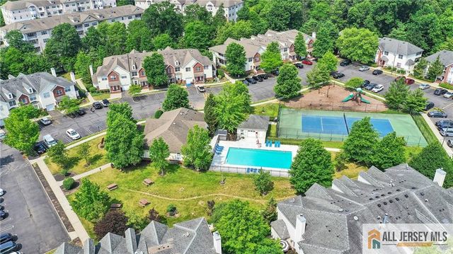 157 Forest Drive 157, Piscataway, NJ 08854