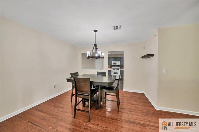 157 Forest Drive 157, Piscataway, NJ 08854