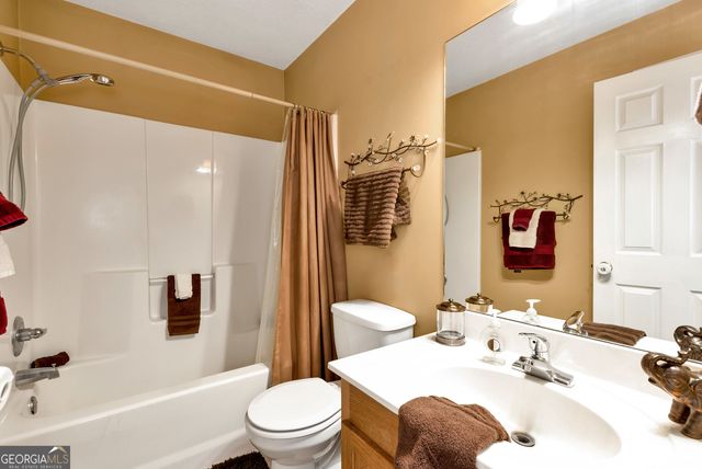 110 Dunbar Place, Winterville, GA 30683