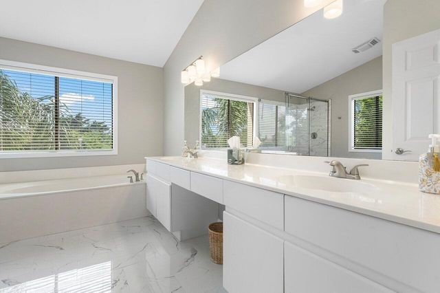 11842 Island Lakes Lane, Boca Raton, FL 33498