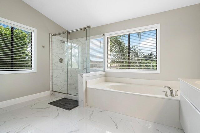 11842 Island Lakes Lane, Boca Raton, FL 33498