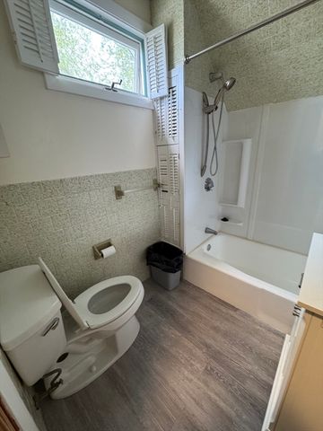 2 Rosedale Ave, Everett, MA 02149