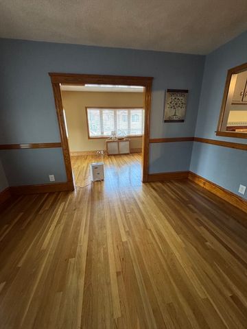2 Rosedale Ave, Everett, MA 02149