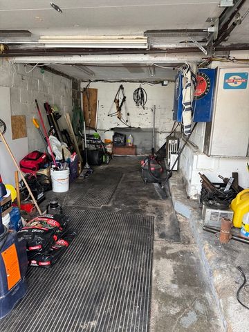 2 Rosedale Ave, Everett, MA 02149