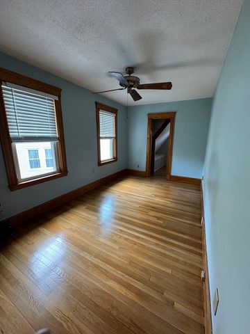 2 Rosedale Ave, Everett, MA 02149