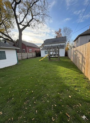 1629 West BOULEVARD, Racine, WI 53405