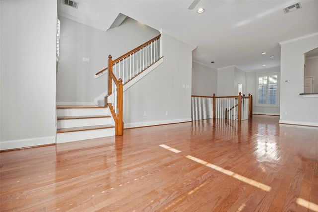 5106 Fairmont Street, Houston, TX 77005