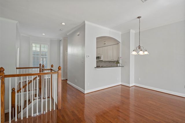 5106 Fairmont Street, Houston, TX 77005