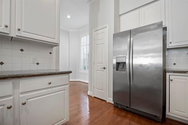 5106 Fairmont Street, Houston, TX 77005