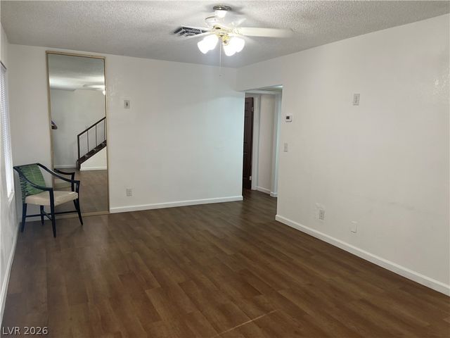 3974 Palos Verdes Street, Las Vegas, NV 89119