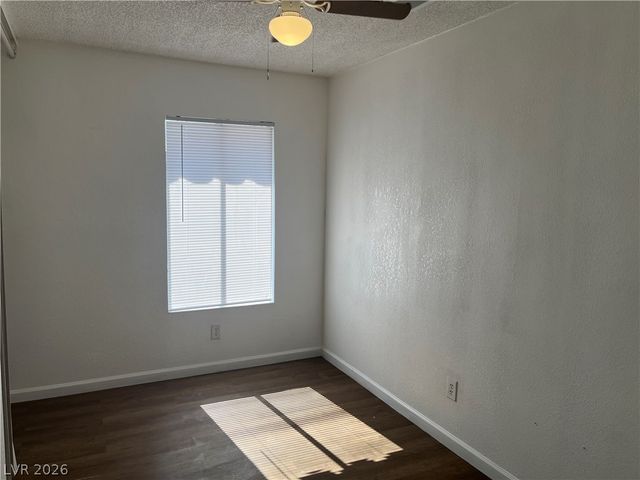 3974 Palos Verdes Street, Las Vegas, NV 89119