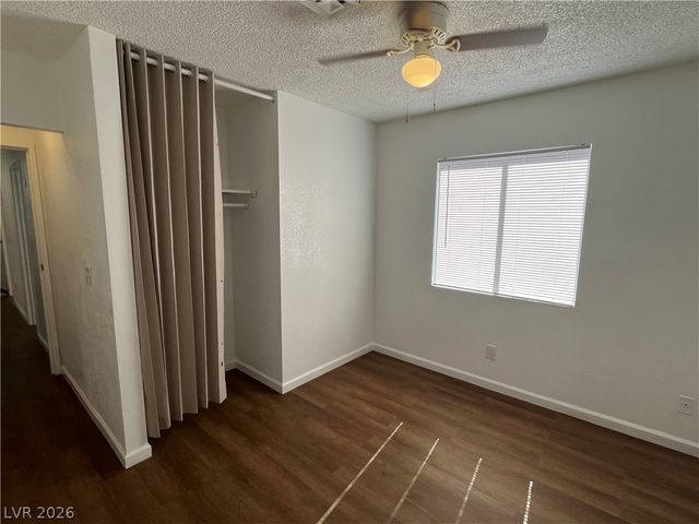 3974 Palos Verdes Street, Las Vegas, NV 89119