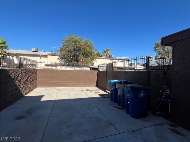 3974 Palos Verdes Street, Las Vegas, NV 89119