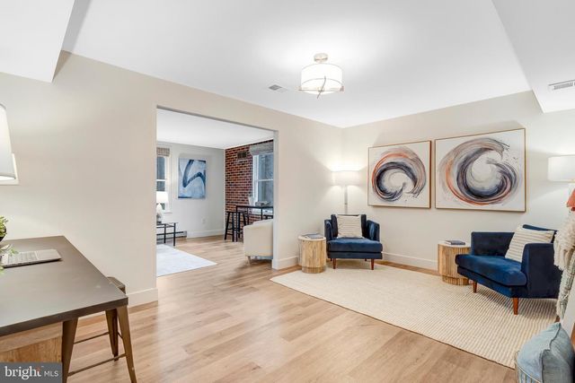 10424 COLLINGHAM DR, Fairfax, VA 22032