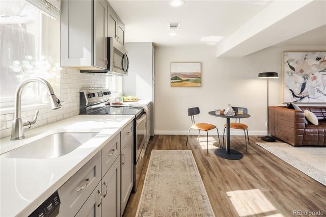 6160 W 17th Avenue 2, Lakewood, CO 80214